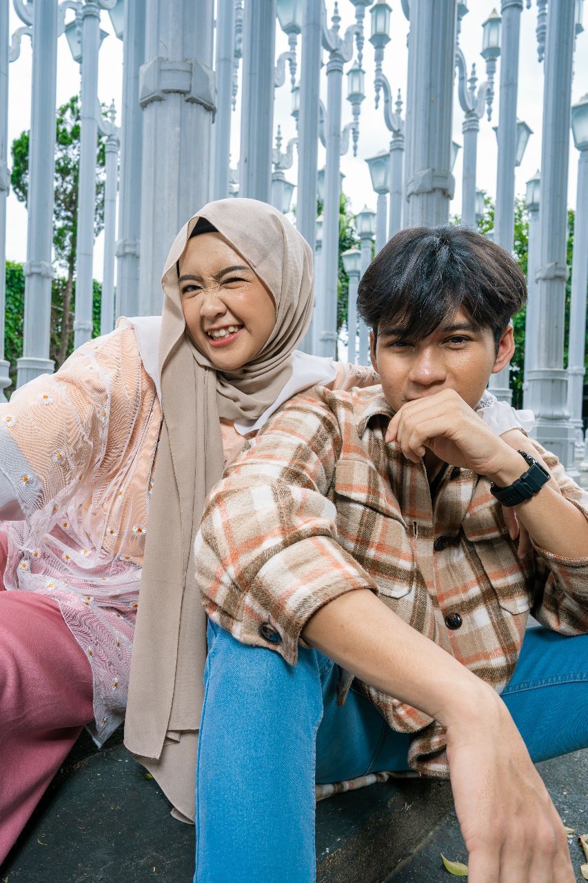 Pasangan Suami Istri Muda Ait dan Putri Hadirkan Konten Bucin Melalui YouTube Channelnya! Bikin Baper!