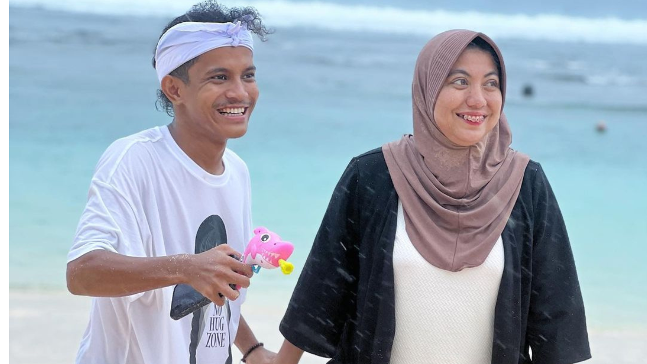 Tangan yang Menolong, Mila Agustina dan Aleh Hidayat Bawa Kebaikan Nyata di Media Sosial