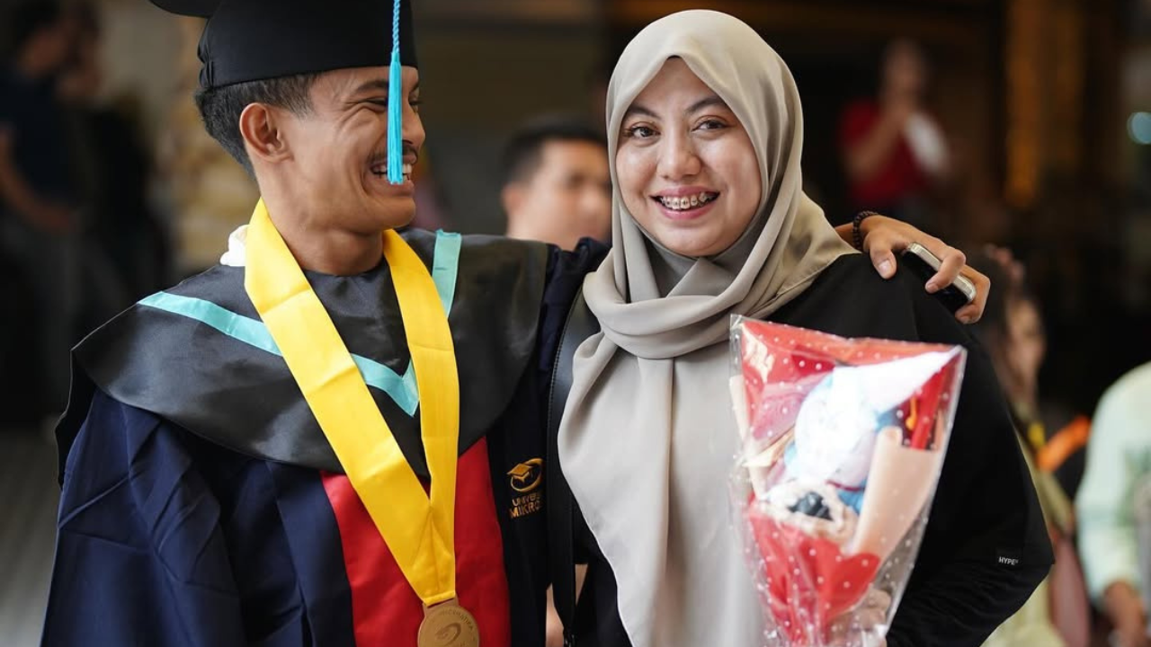 Kebaikan yang Menyentuh Hati, Mila Agustina dan Perjuangan Pedagang Lansia