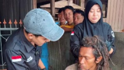 Mila Agustina dan Suaminya, Menghidupkan Semangat Peduli di Media Sosial