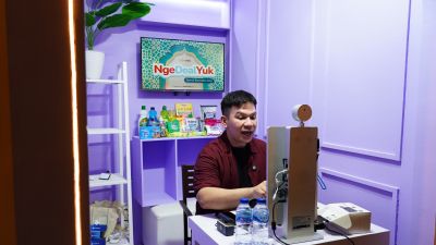Belanja Anti Ribet! Dapatkan Produk Jordi Onsu di Live Shopping YouTube